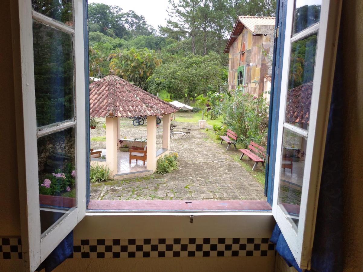 Hostel Vale Do Cafe Ipiabas Bagian luar foto